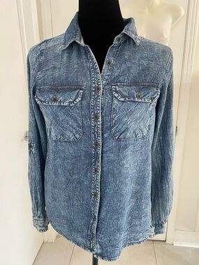 SILVER JEANS Cotton Denim style light weight soft Shirt/Blouse Size Small